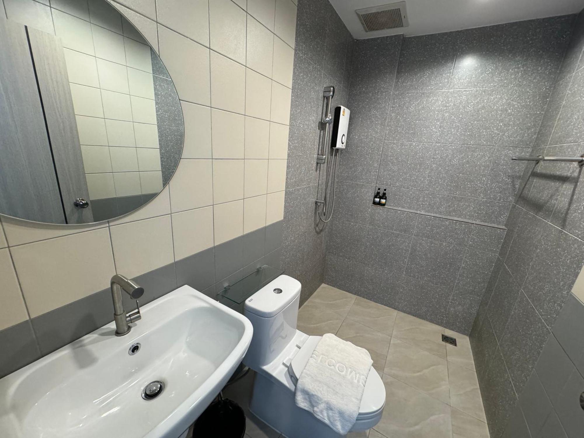 Luka House Hotel Ban Lam Luk Ka Kültér fotó